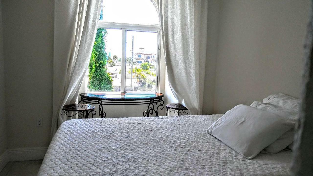 Mediterranean Three Story Beach Townhouse St. Pete Beach Exteriör bild