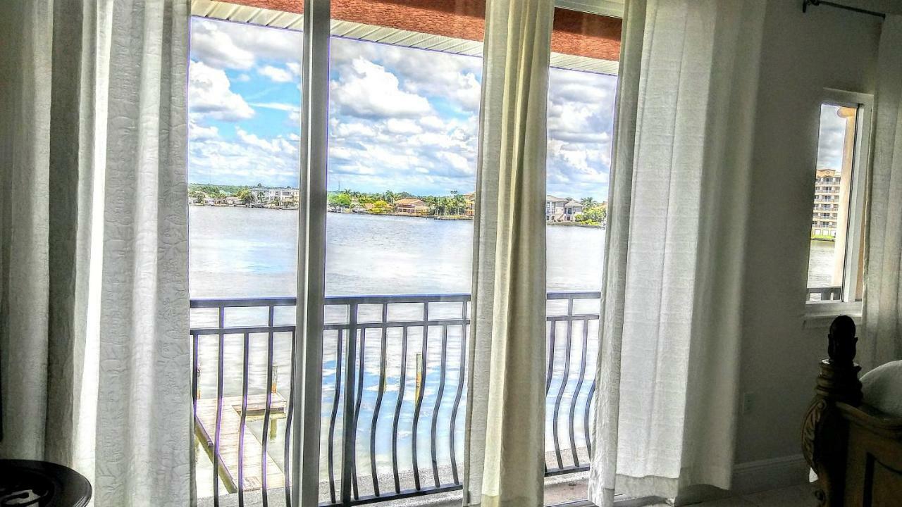 Mediterranean Three Story Beach Townhouse St. Pete Beach Exteriör bild